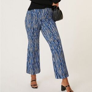 Anthropologie - Maeve Margot Crop Kicked Flare Pant (Size: Large)